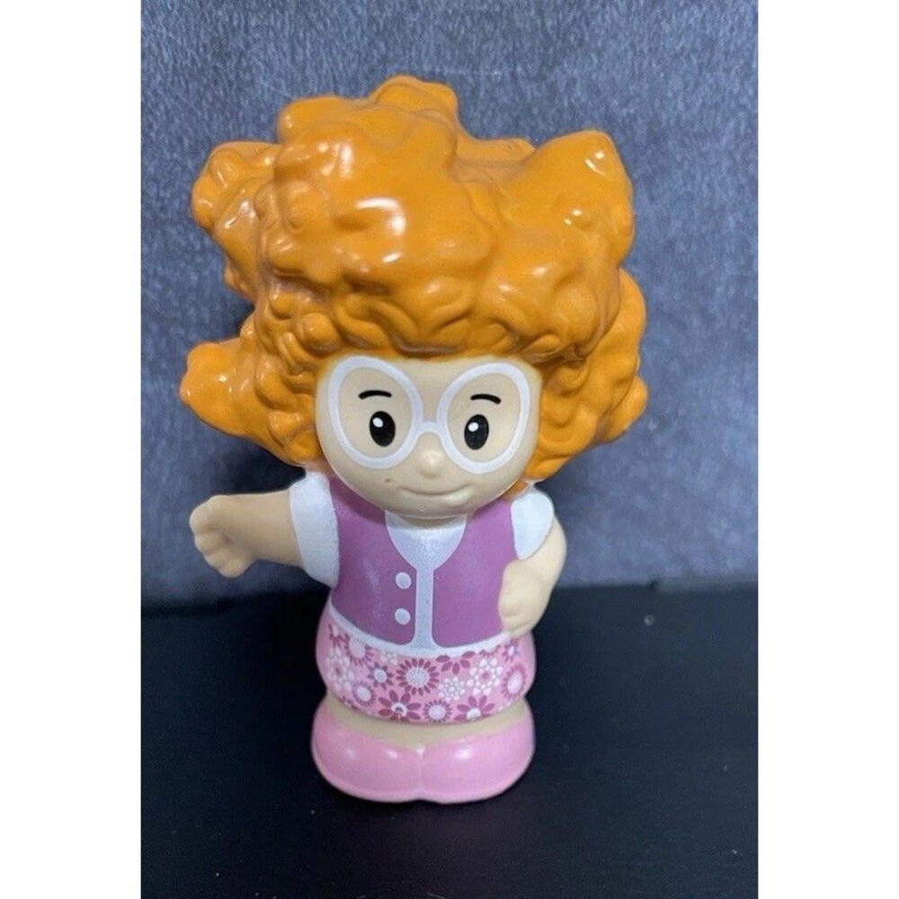 Fisher Price Little People SOFIE SOPHIE GIRL in PINK DRESS Figure Red Curly Hair
